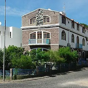 3* Alojamento de Acomodação e Pequeno-almoço Residencial Maravilha